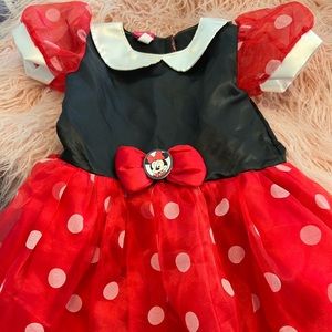Minnie Mouse outfit for 3 yr old girl. My daughter only wore it once.